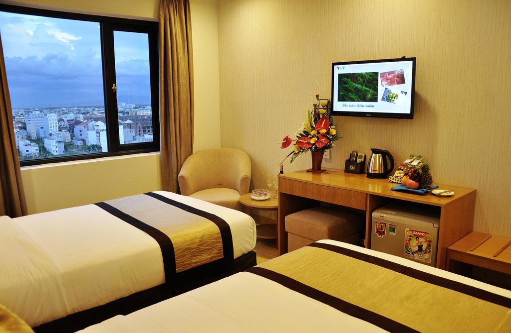 Bac Cuong Hotel Дананг Экстерьер фото
