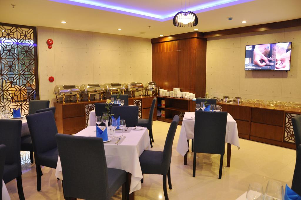 Bac Cuong Hotel Дананг Экстерьер фото