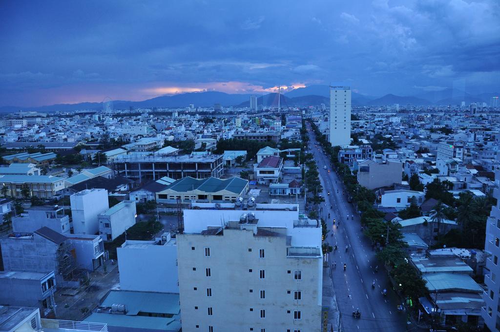 Bac Cuong Hotel Дананг Экстерьер фото