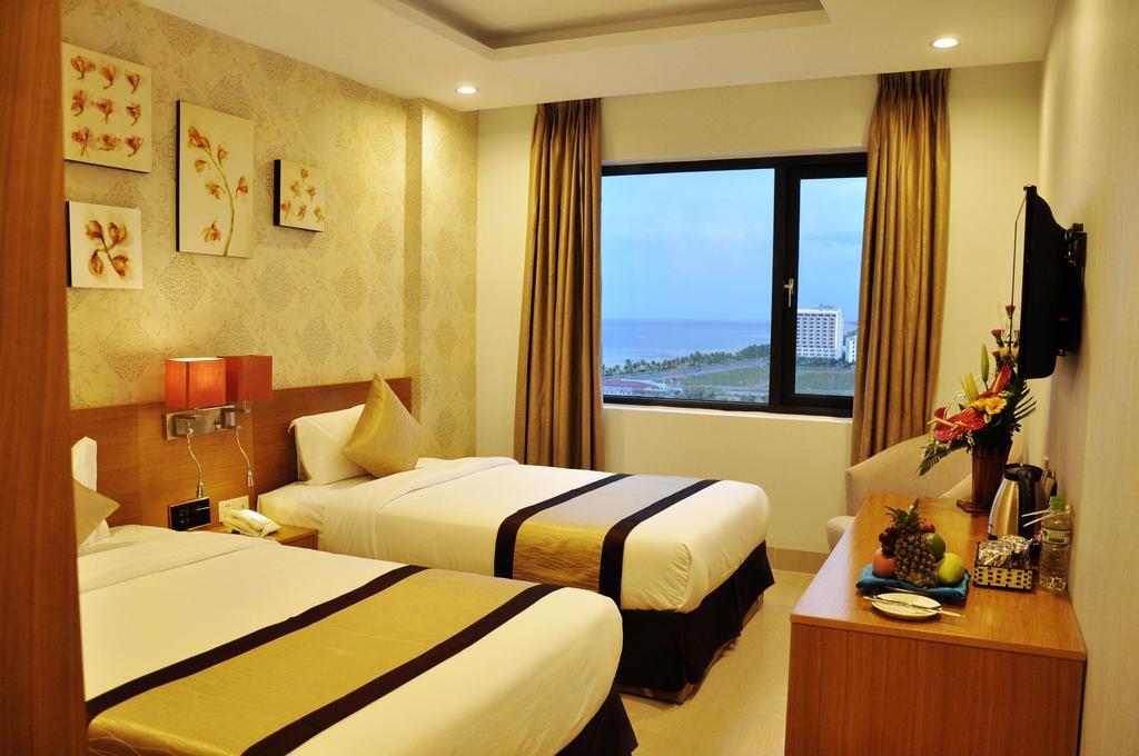 Bac Cuong Hotel Дананг Экстерьер фото
