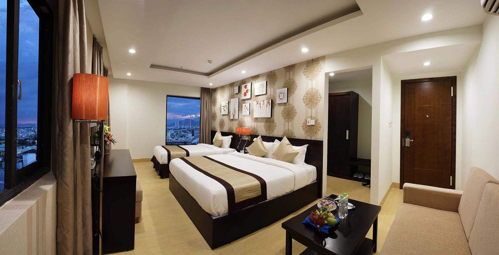 Bac Cuong Hotel Дананг Экстерьер фото